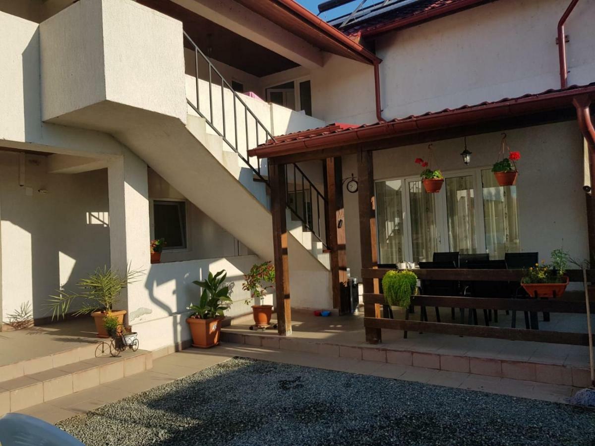Casa Dragon Hotel Sulina Exterior photo